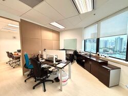 United Square (D11), Office #550270321